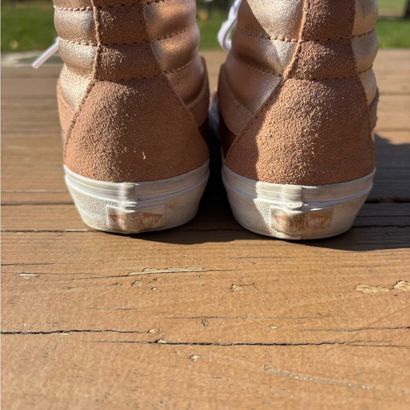Vans Sk8-Hi Women’s 7.5 Rose Gold Shimmer Suede High Top Sneakers - Picture 4 of 6